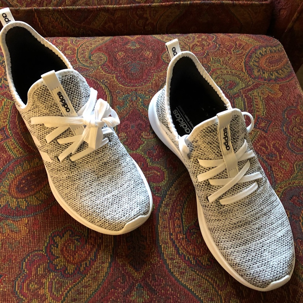 Adidas Women’s Cloudfoam Running Shoe Sneaker 7.5